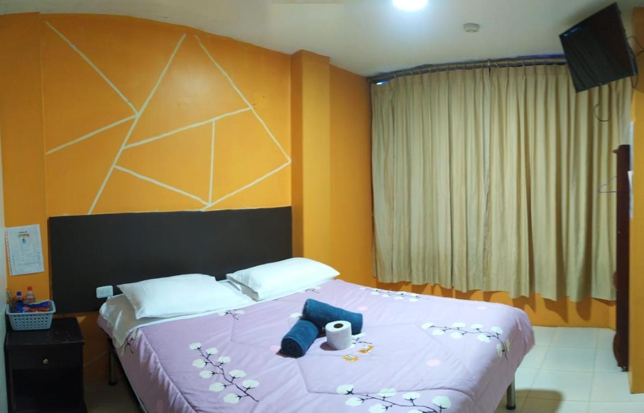 Hostal Bryana Inn Banos Exterior photo
